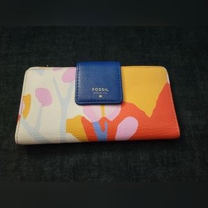 Fossil wallet